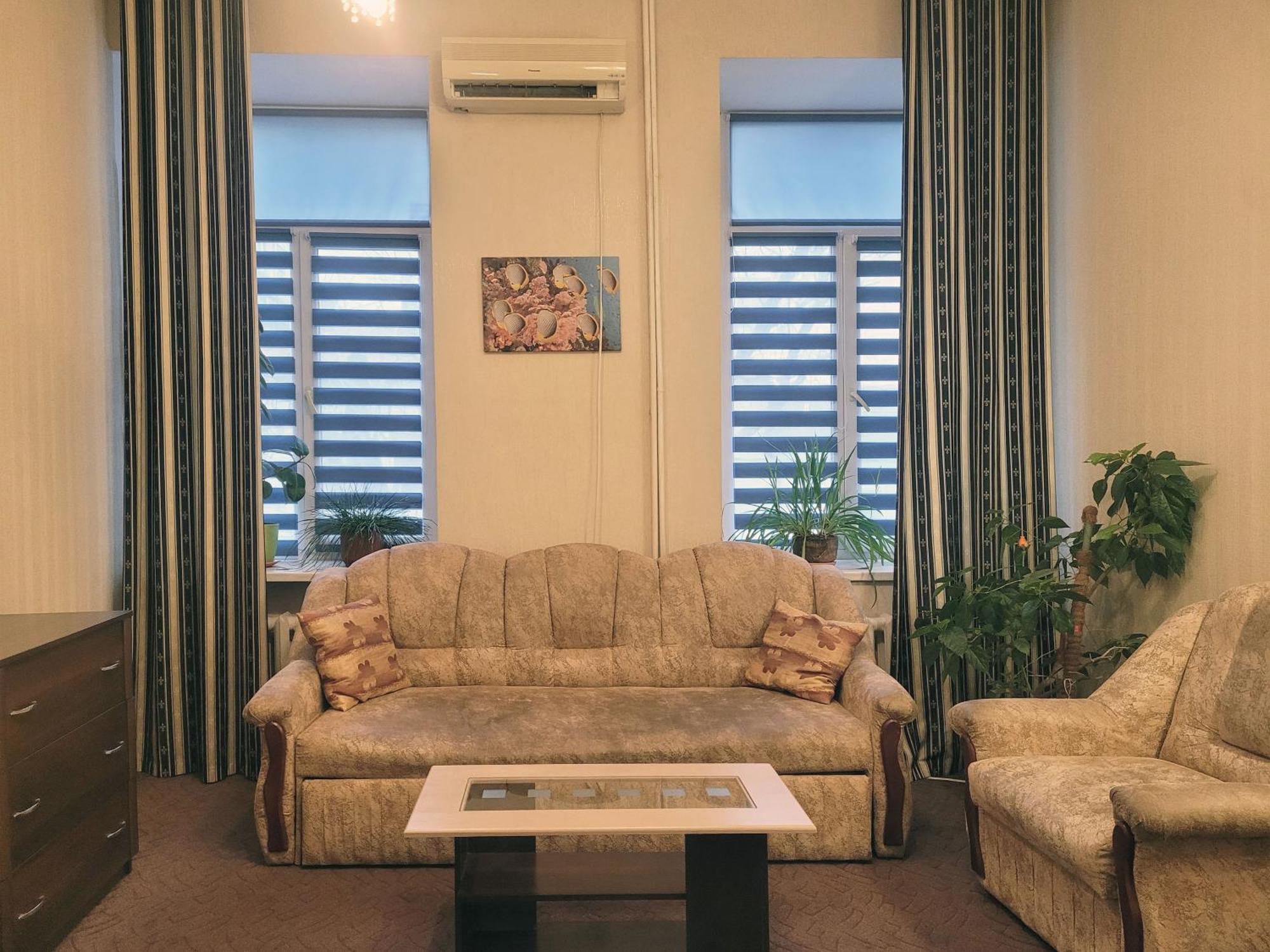 Home Hotel Apartments On Kontraktova Ploshcha Κίεβο Εξωτερικό φωτογραφία