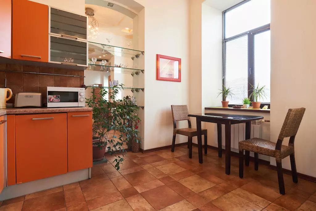 Home Hotel Apartments On Kontraktova Ploshcha Κίεβο Εξωτερικό φωτογραφία