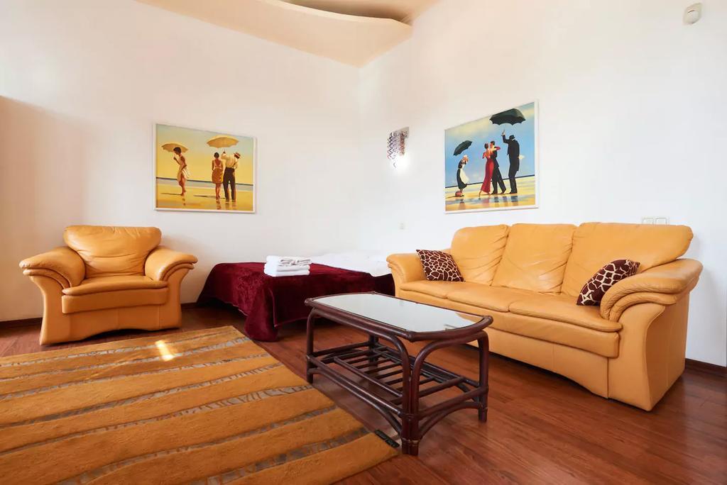 Home Hotel Apartments On Kontraktova Ploshcha Κίεβο Εξωτερικό φωτογραφία
